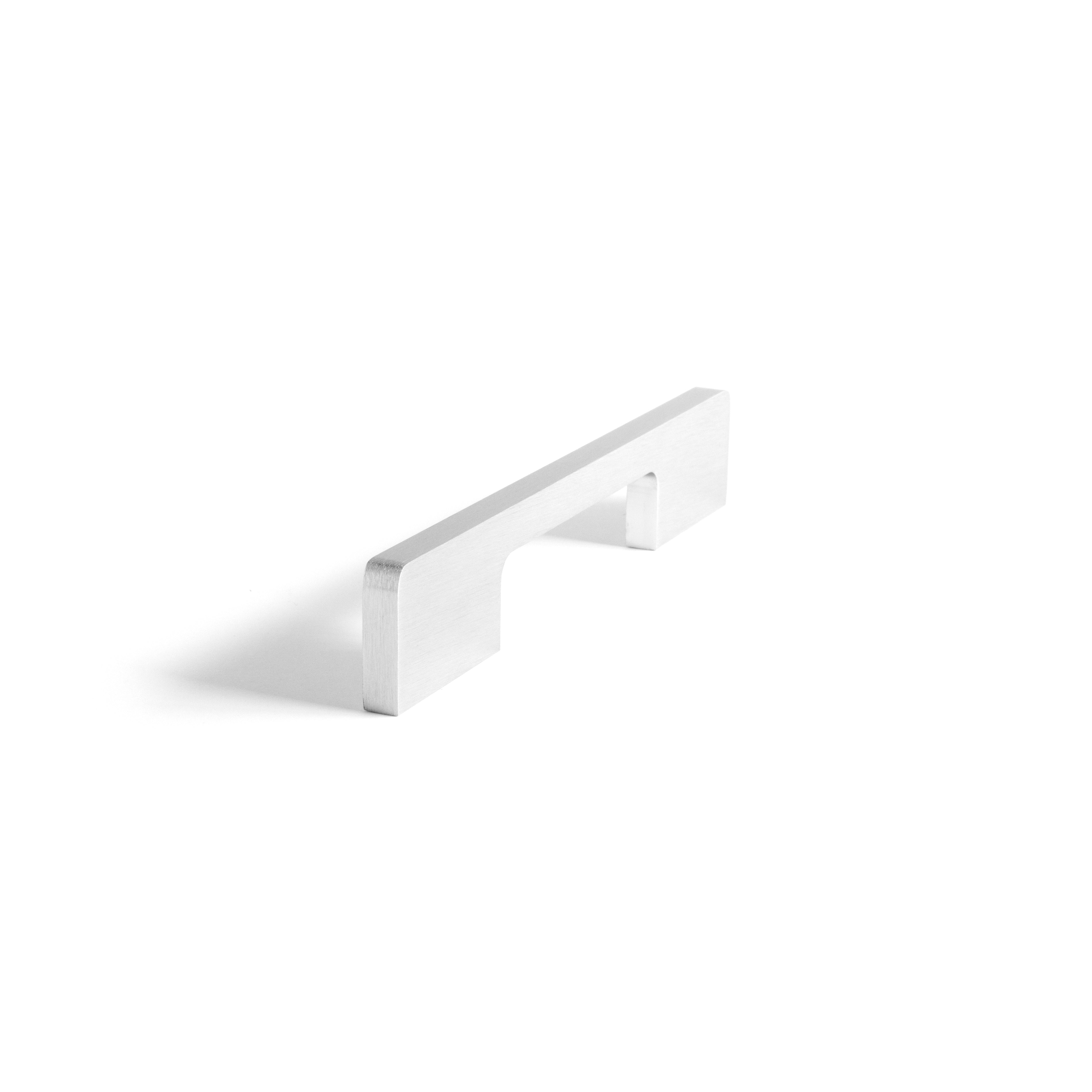 Albany Handle